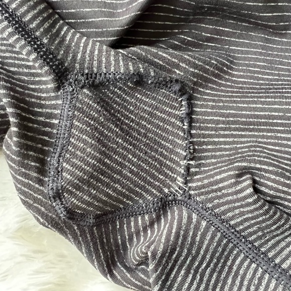 Brooks Seamless Ombre Cropped Leggings Black Grey Women’s Size M - Picture 6 of 10